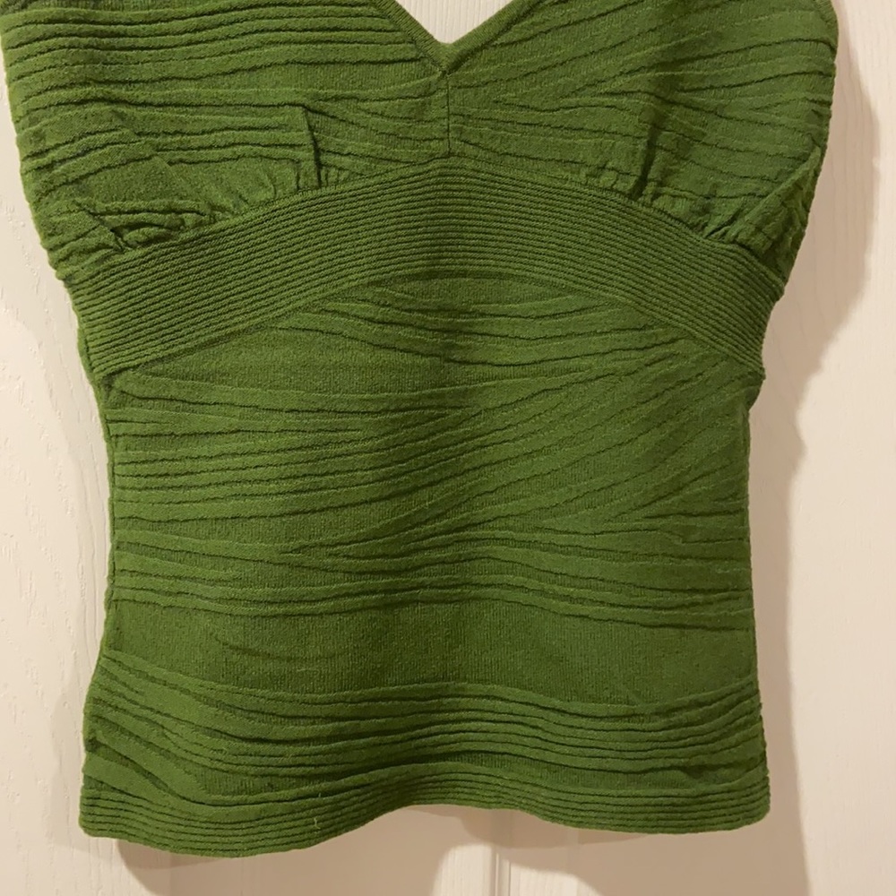 Cache V-Neck Green Textured Tank Top Size XS - Picture 3 of 8